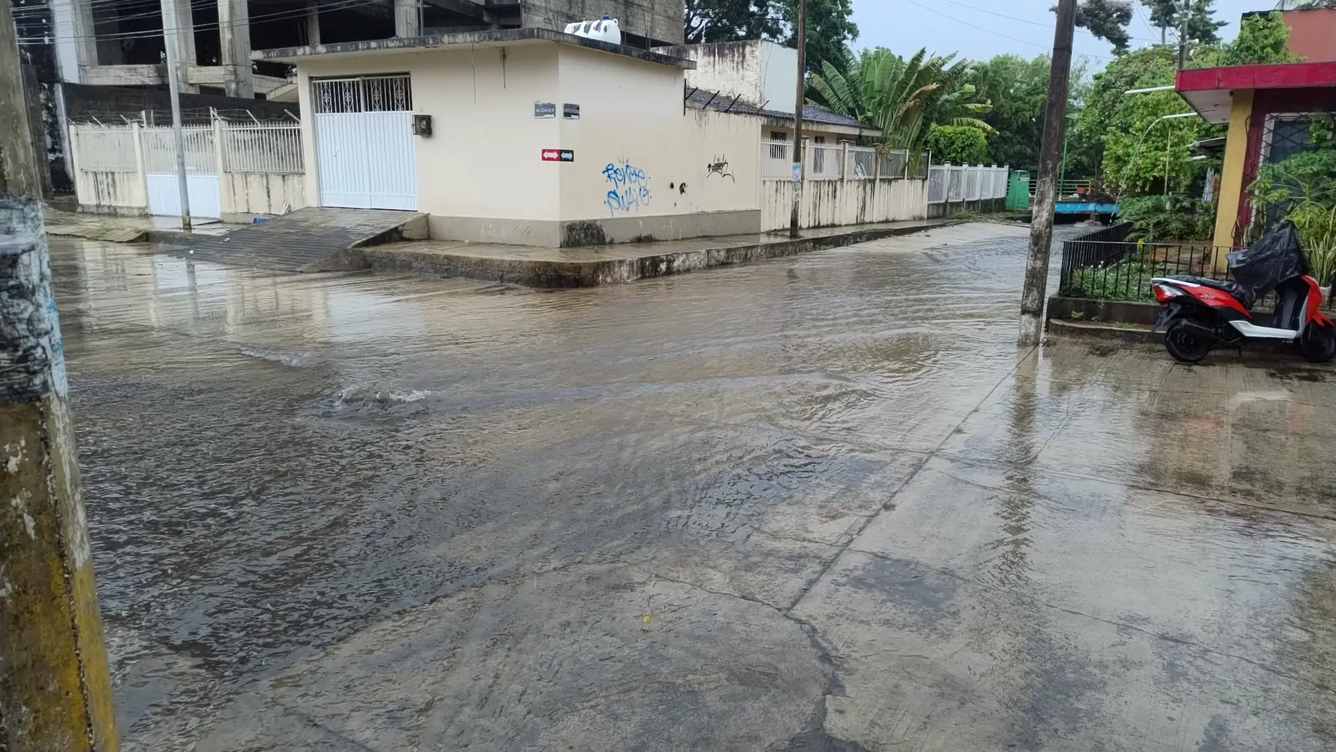 Caught in the rain Got caught in some rain.